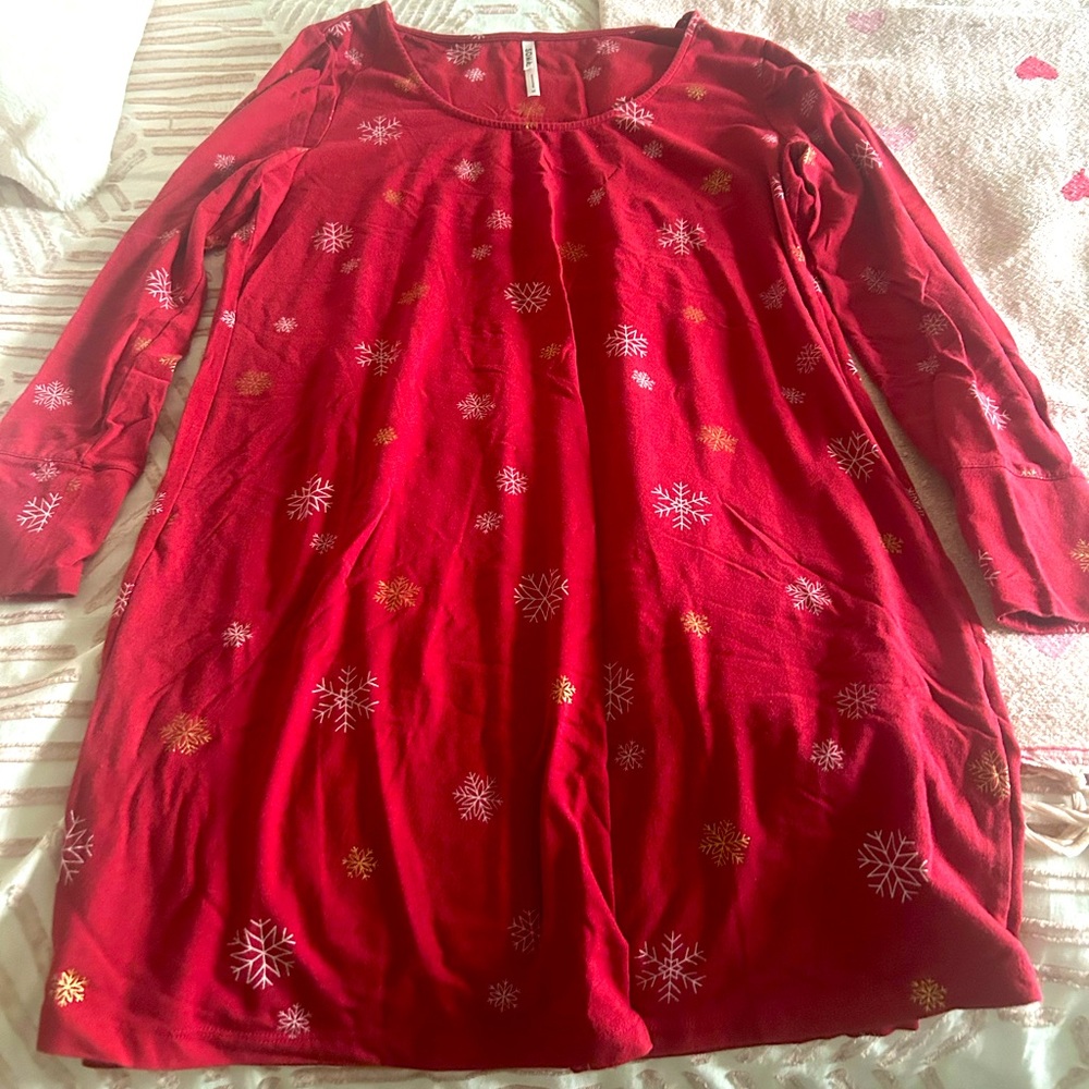 Soma Snowflake Sleepshirt size M